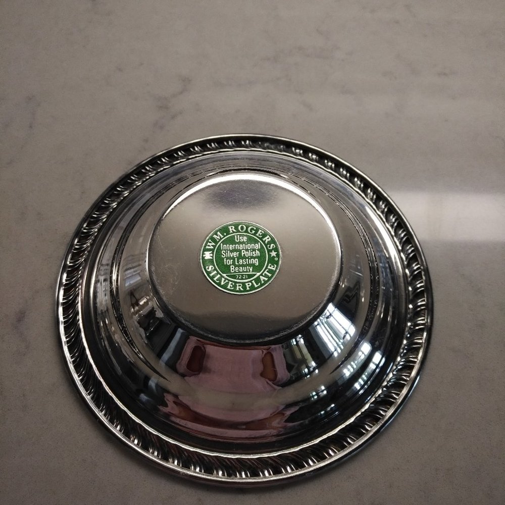 WM. A. ROGERS SILVER-PLATED 6.5" ROUND BOWL - Picture 4 of 4